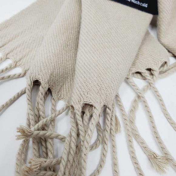 Cashmerefeel Scotland Design Fringe End Cream Scarf One Size - Picture 3 of 4